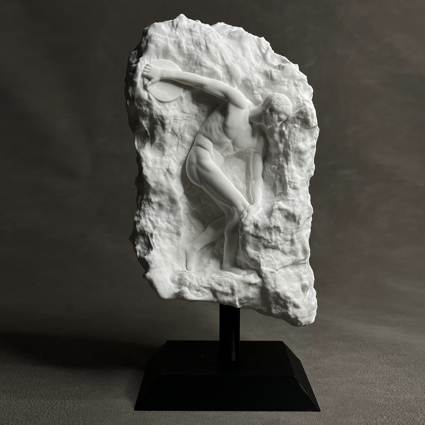 Home Office Library - Greek Discobolus Statue Plaster Roman Athlete